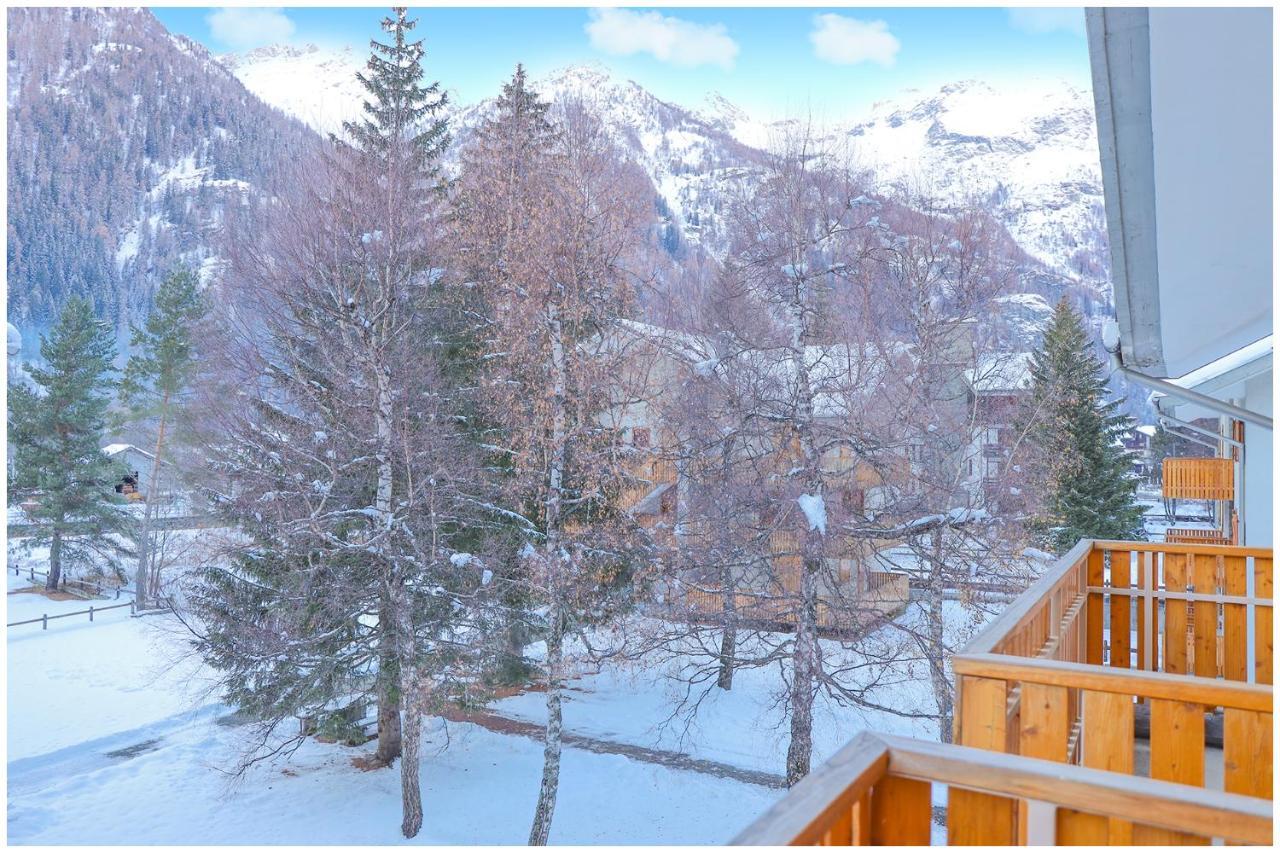 Casa Quadrifoglio A 3 Minuti Dalle Piste Da Sci Lägenhet Gressoney-Saint-Jean Exteriör bild